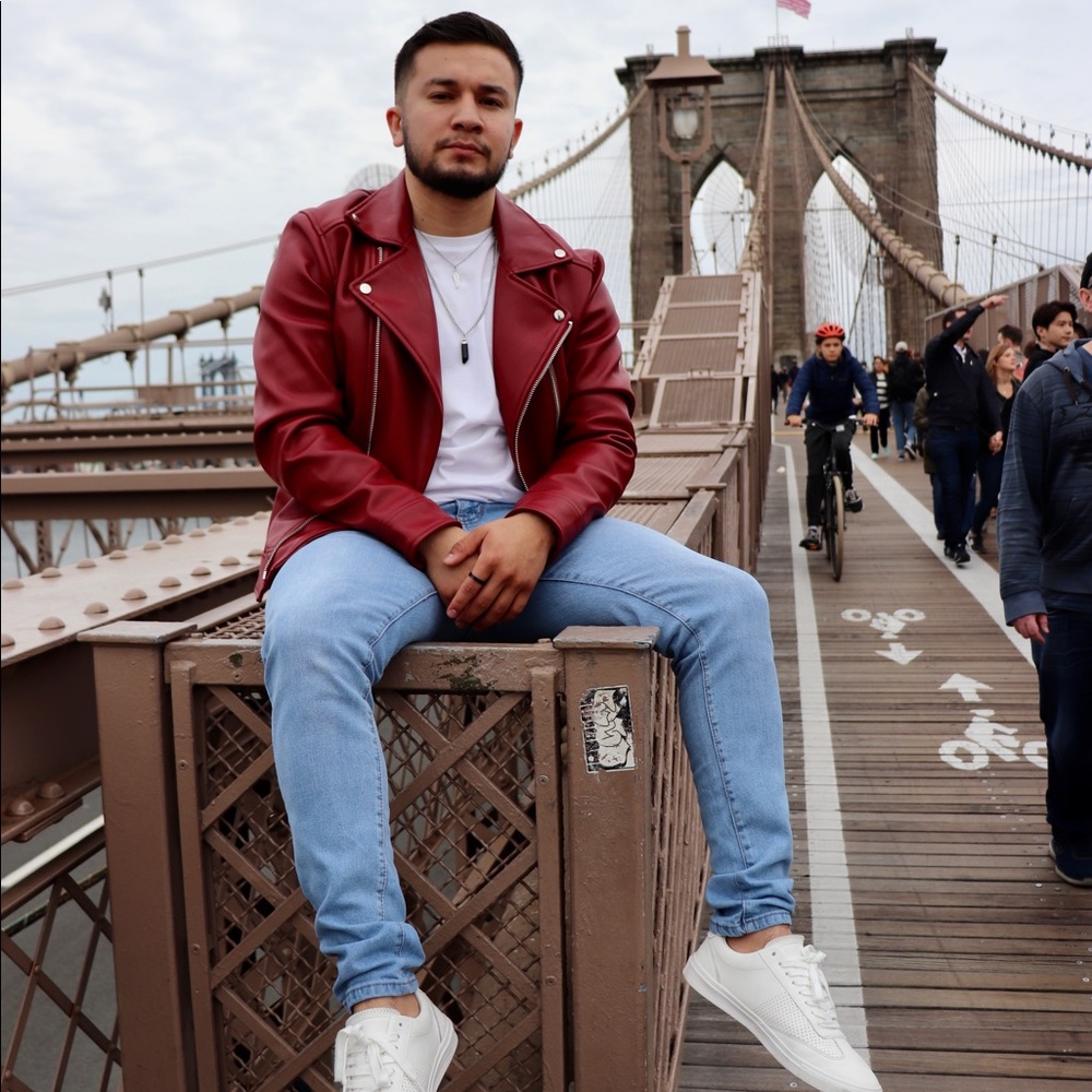 Meet your Posher, Josue